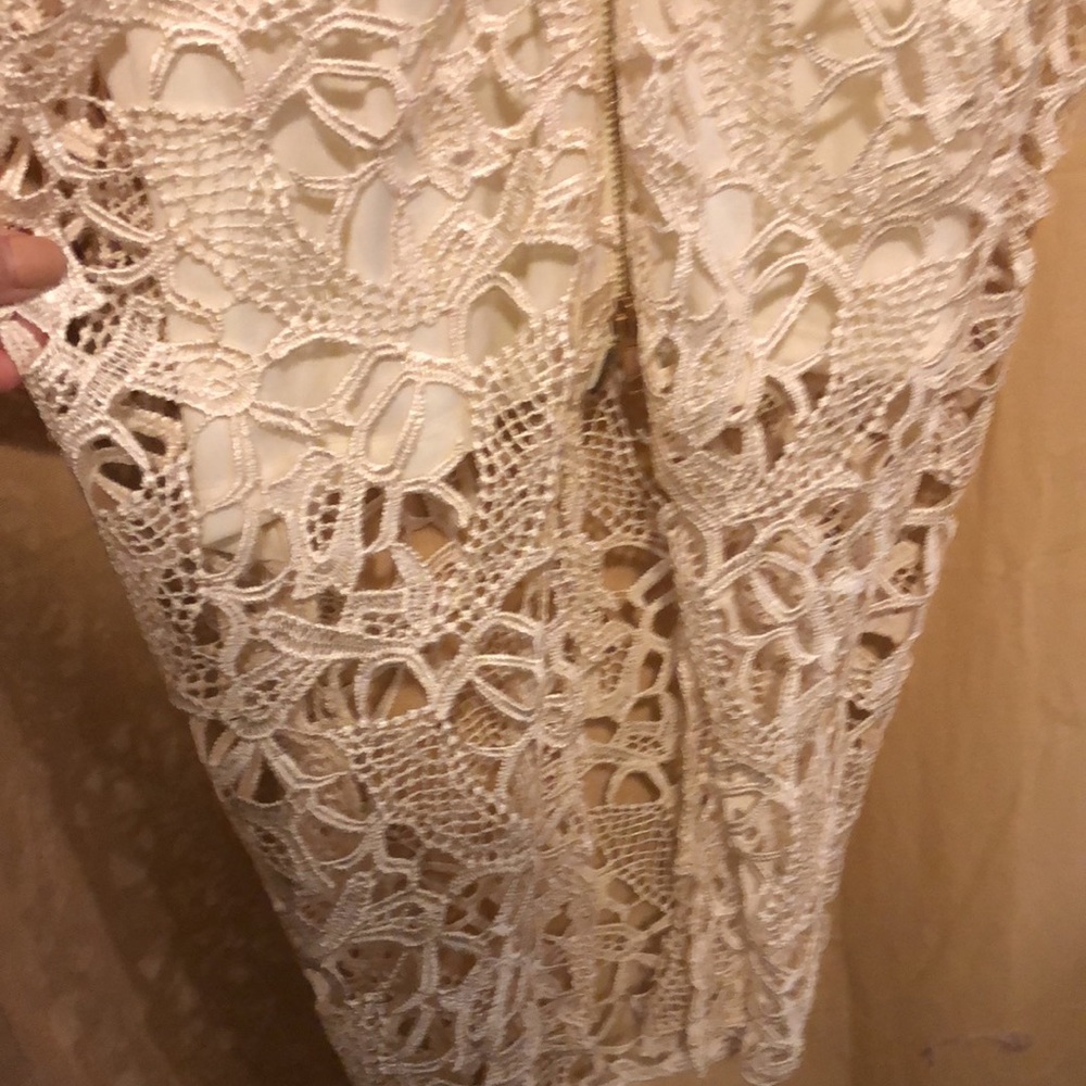 Ivory lace overlay dress - Picture 3 of 4